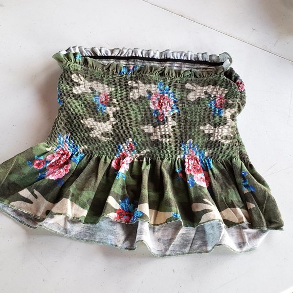 Cute Camo and Floral Tube Top Summer Vacation Size Small - Picture 4 of 5